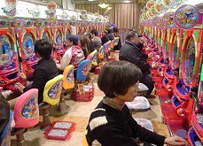 Au Japon, le pachinko est de moins en moins populaire
