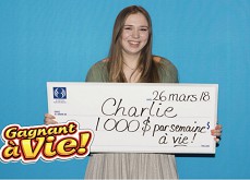 A 18 ans, elle achète son premier ticket de loterie et gagne 1C$ million !