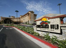 Une vingtaine d'hommes armés attaque le casino indien ChukChansi, Californie