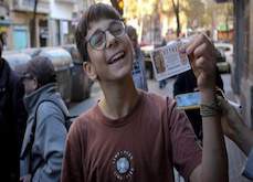 Un jeune garçon de 15 ans empoche 200,000€ grâce à une loterie espagnole