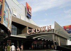 Un casino australien accusé d'avoir laissé un criminel de guerre perdre 6$ millions