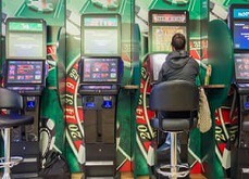 Les mises maximales des FOBTs britanniques pourraient passer de 100£ à 2£