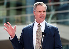 Jim Murren, futur-ex PDG de MGM Resorts, sur le point de recevoir 30$ millions pour son départ