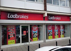 Ladbrokes écope d'une amende de 5,9£ millions par la UK Commission