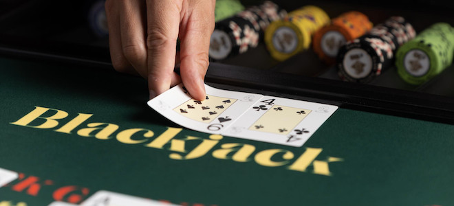 Quand prendre l’assurance au blackjack ? (spoiler : presque jamais)