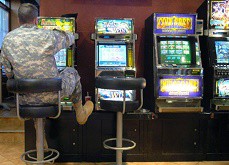 100$ millions générés par les machines à sous des bases militaires américaines