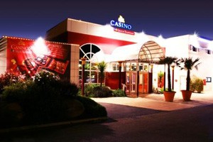 Tranchant garde l'exploitation du Casino de Roscoff
