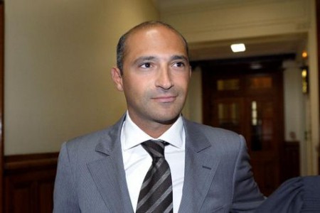 Suite à des escroqueries, Thomas Fabius est interdit de casino en France